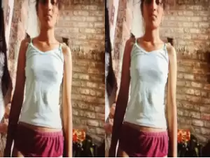 Today Exclusive- Desi Village Girl Bathing