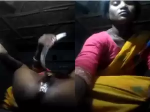 Today Exclusive- Horny Village Bhabhi Masturbating