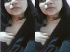 Today Exclusive-Sexy Girl Shows her Boobs Part 1