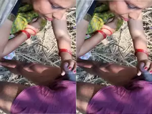 Today Exclusive- Desi Village Bhabhi Outdoor Fucking