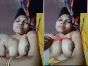 Today Exclusive-Sexy Bhabhi Shows her Boobs and Pussy On VC part 1