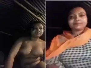 Today Exclusive-Desi Girl Shows Her Boobs