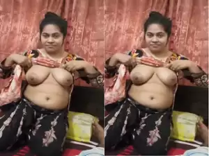 Today Exclusive-Sexy Bangla Wife Shows her Boobs and had Fucked By Hubby Part 1