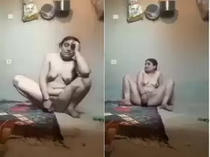 Today Exclusive-Desi Village Bhabhi Fingering