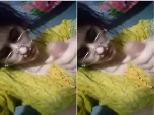 Today Exclusive-Paki Girl Blowjob and Fucked