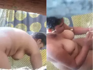 Today Exclusive-Desi Girl Bathing Capture In Hidden Cam