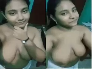 Today Exclusive- Cute Desi girl Shows Her Big Boobs Part 2