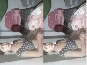 Today Exclusive-Desi Village Bhabhi Fucked