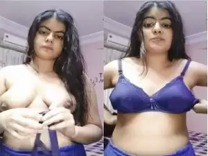 Today Exclusive- Hot Punjabi Girl Strip her Cloths and Shows Nude Body part 3