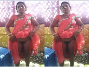 Today Exclusive-Desi Wife Strip Her Cloths and Shows Nude Body