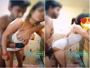 Today Exclusive-Desi Bhabhi Fucked In Bathroom