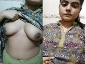 Today Exclusive- Desi Punjabi Girl Shows Her Boobs Part 3