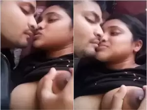Today Exclusive- Desi Lover Kissing