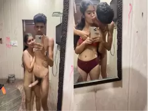 Today Exclusive- Punjabi Lover Fucking Full MMS