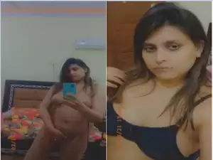 Today Exclusive-Hot Desi girl Record her Nude Video