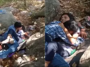 Today Exclusive- Desi Lover OutDoor Romance and Kissing
