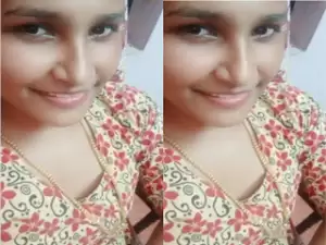 Today Exclusive -Sexy Desi girl Fingering