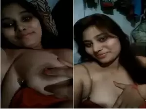 Today Exclusive- Desi Girl Shows Her  boobs And Pussy