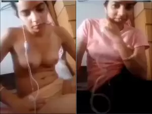 Today Exclusive-Desi Girl Shows Her Nude Body part 1