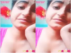 Today Exclusive- Desi Girl Shows her Boobs and Pussy part 1
