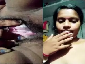 Today Exclusive- Desi Bhabhi Shows Her Boobs and Pussy part 6