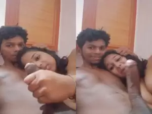 Today Exclusive -Desi Mallu Girl Paly With Lover Dick