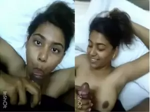 Today Exclusive -Desi Tamil Girl Blowjob
