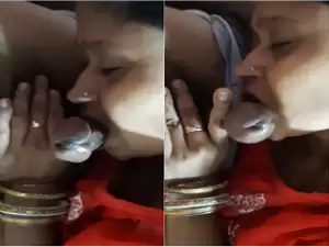 Today Exclusive-Desi Boudi Blowjob