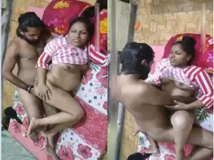 Today Exclusive-Desi Bhabhi Fucking
