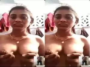 Today Exclusive- Tamil Girl Shows her Boobs on VC