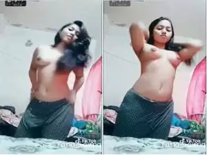 Exclusive- Cute Desi Girl Showing Her Boobs On Tiktok Video