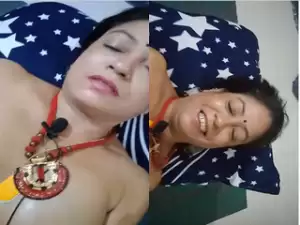 Today Exclusive – Desi Mature Cpl Romance and Fucking Part 2
