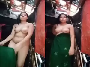 Today Exclusive-Village Girl Shows her Boobs and Pussy