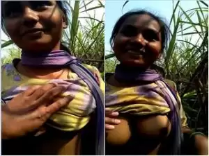 Today Exclusive- Desi Girl Showing Her Boobs and Pussy and Bf Pressing Her Boobs