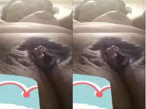 Today Exclusive-Cute Lankan Girl Shows her Boobs and Pussy part 2