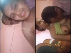 Today Exclusive-Desi Girl Boobs Sucking