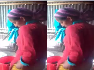 Today Exclusive- Desi Bhabhi Bathing