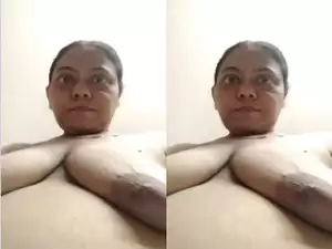 Today Exclusive- Desi Wife Shows her Boobs Part 1