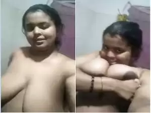 Exclusive- Sexy Desi BBW Wife Bathing