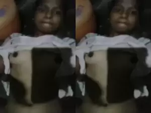Today Exclusive- Desi Village Girl Shows her Boobs And Pussy