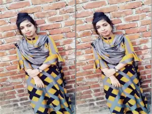 Today Exclusive- Desi Girl Bathing Part 3