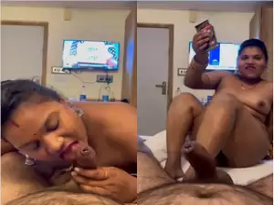 Today Exclusive- Sexy Desi Wife Blowjob