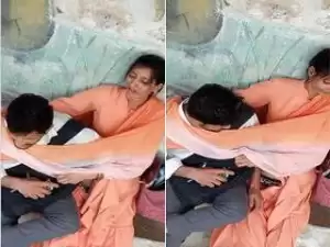 Exclusive- Sexy look Desi Girl Pussy Fingering By lover In Park Record By Hidden Cam