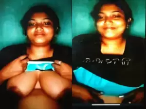 Today Exclusive-Desi Village Girl Shows her Boobs