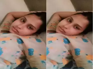 Today Exclusive- Desi Village Girl Shows her Boobs Part 2