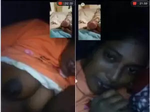 Today Exclusive- Desi Girl Shows Her Boobs On VC