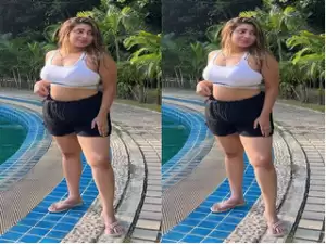 Today Exclusive- Desi Girl Shows her Big Boobs