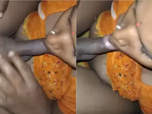 Today Exclusive- Big Boob Village Wife Sucking