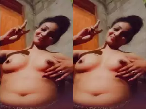 Today Exclusive- Sexy Lankan Girl Blowjob and Fucking part 1