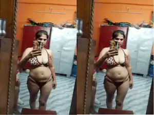Today Exclusive-Sexy Desi Girl Shows her Nude Body Part 3